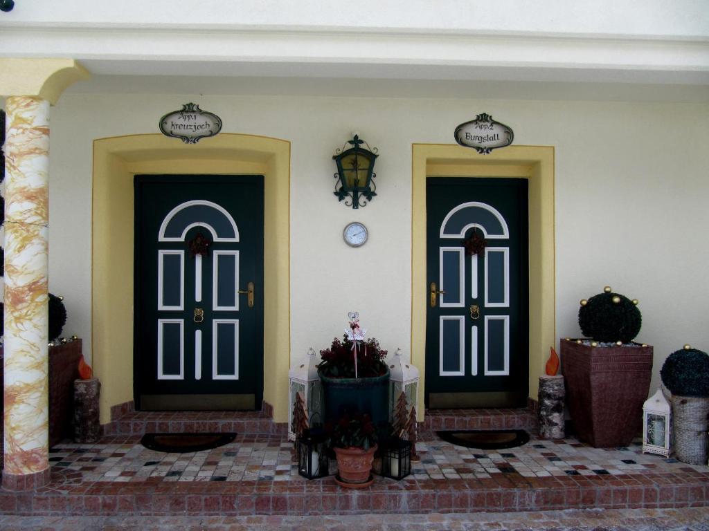 Appartementhaus Olympia Schloessl นอยชติฟ อิม ชตูไปทัล ห้อง รูปภาพ